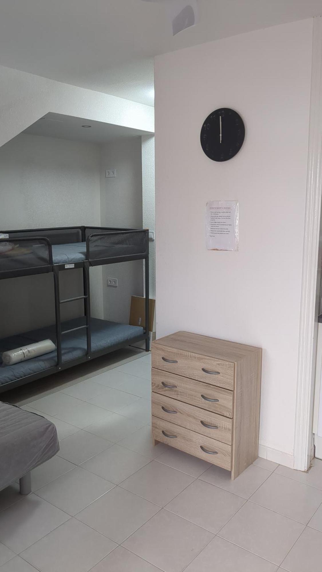 El Mirador, Villamartin, Cot To Hire, Wifi, Pool, Parking Room photo