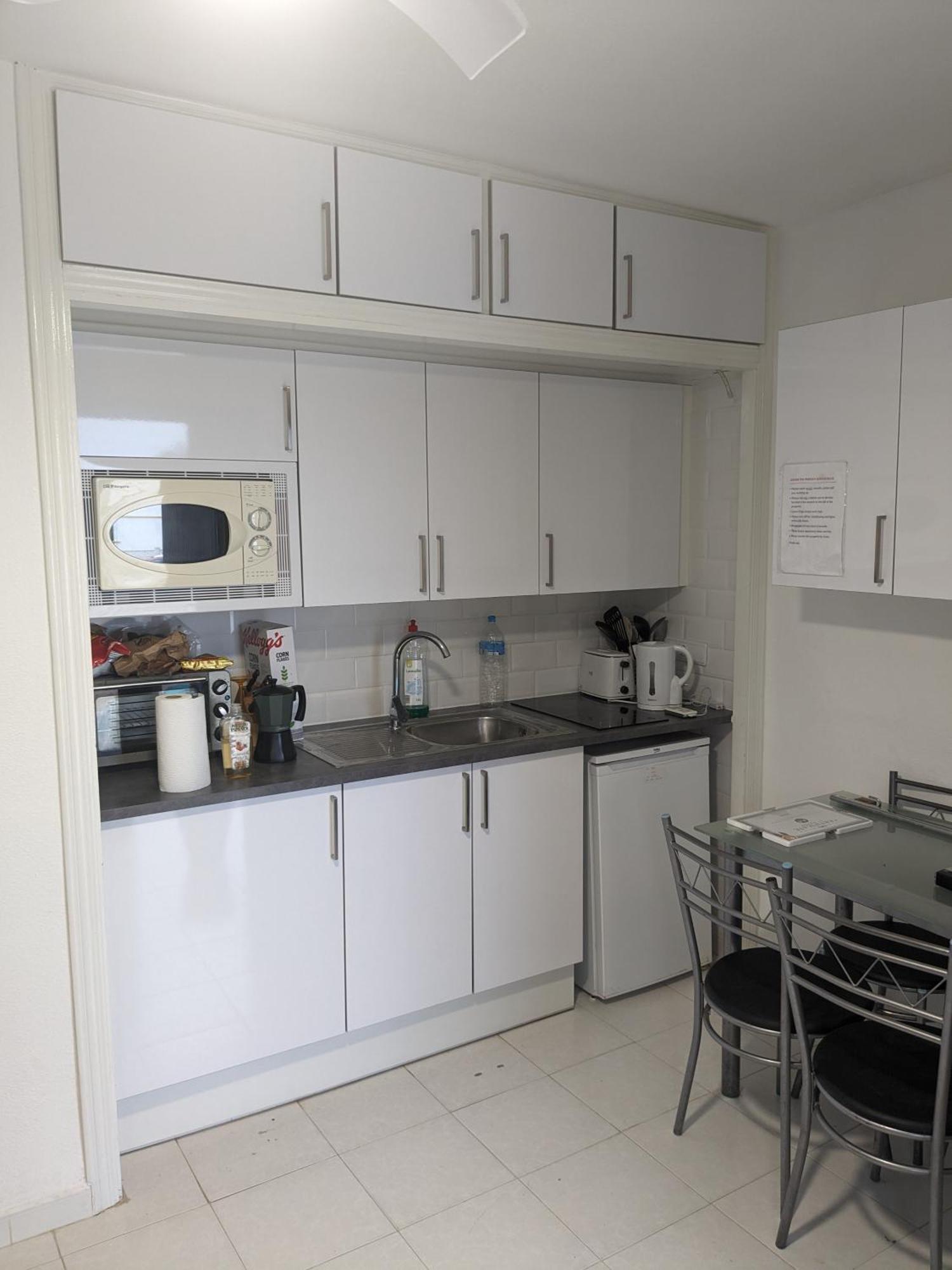 El Mirador, Villamartin, Cot To Hire, Wifi, Pool, Parking Room photo